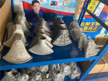 灑水車前噴鴨嘴（用于灑水車前置前噴頭，大小規(guī)格的前鴨嘴，沖洗地面）